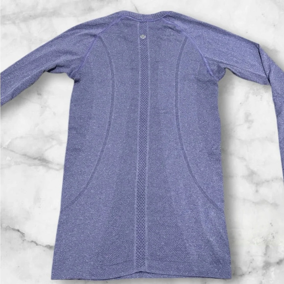 Lululemon Swiftly Tech Long Sleeve Crew violet Extra- small - Picture 6 of 8